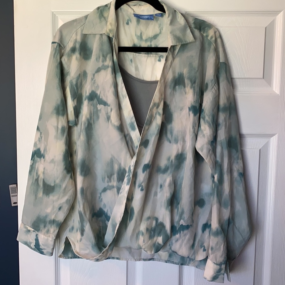 Vera Wang teal & cream blouse